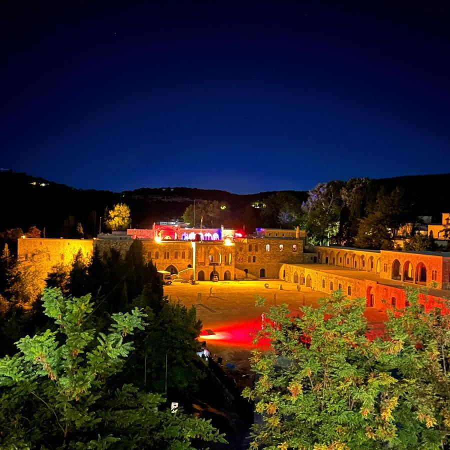 Beit Lebbos Boutique Hotel Beiteddine Esterno foto