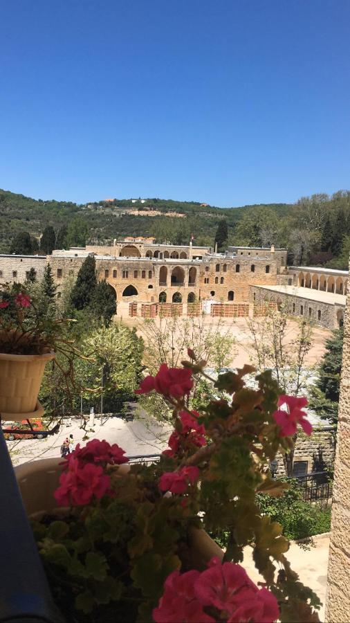 Beit Lebbos Boutique Hotel Beiteddine Esterno foto
