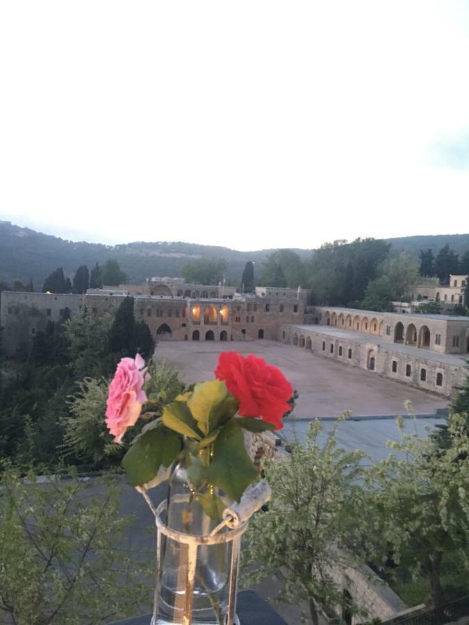 Beit Lebbos Boutique Hotel Beiteddine Esterno foto